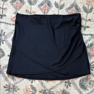 summersalt The Ruched Swim Skirt in Black